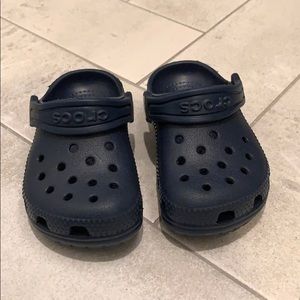 Baby Crocs in Navy